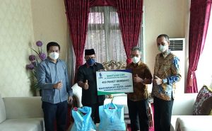 Pemkot Jambi Terima CSR 400 Paket Sembako Dari PT TGI