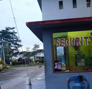 Jaksa Datangi Rumah Nurkholis, Ketua KPU Tanjabtim di Kota Jambi