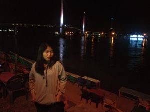 Perempuan Di Era Digital ! Menuntut Emansipasi Namun Juga Mengaminkan Diskrimimasi