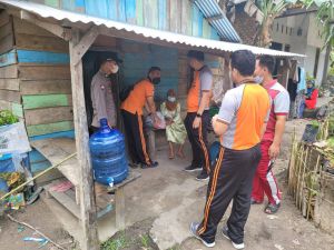 Serahkan Bansos PPM ke Warga Pelabuhan Dagang, Dasep Ingatkan Pentingnya Prokes