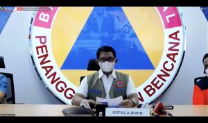 Presiden Perintahkan Kepala BNPB Pastikan Penanganan Darurat Bencana Guguran Awan Panas Semeru