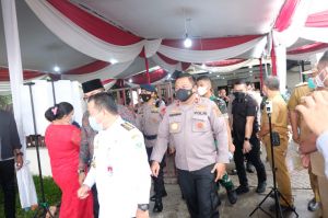 Tinjau Pelaksanaan Natal di Beberapa Gereja ,Polda Jambi Turunkan Gegana dan Anjing Pelacak