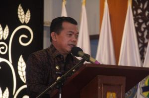 Al Haris Apresiasi Peluncuran Buku 65 Tokoh Perspektif Membangun Jambi
