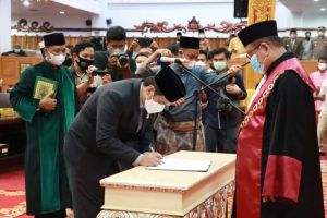 Faisal Riza Resmi Dilantik Jadi Wakil Ketua DPRD Provinsi Jambi Gantikan Rocky Candra