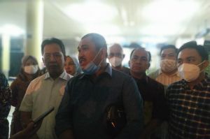Mashuri Disambut Kader Demokrat Di Bandara Sultan Thaha Jambi
