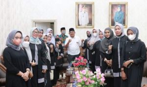 Bupati Tanjab Barat Audiensi dengan Kaukus Perempuan Politik Indonesia