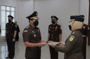 Kajati Jambi Lantik Wakajati Beserta 7 Pejabat Eselon III