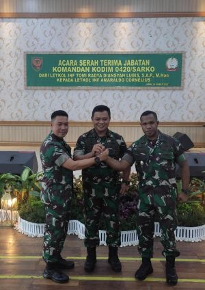 Danrem 042/Gapu Pimpin Sertijab Dandim 0420/Sarko