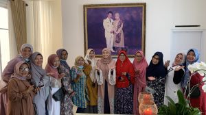 Akrab dan Hangat Silaturahmi Ratu dengan Ibu-Ibu PUAN dan Komunitas Eliminasi TB Jambi