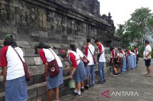 Menko Luhut Buka Peluang Kaji Tarif Borobudur untuk Wisatawan Domestik