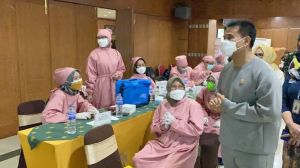 Hindari Kesan PHP, SAH Minta Kemenkes Prioritaskan 200 Ribu Tenaga Kesehatan Honorer Jadi PNS