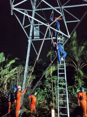 PLN Berhasil Pulihkan 100 Persen Gangguan Listrik Sumatera-Babel, Gerak Cepat jadi Kuncinya