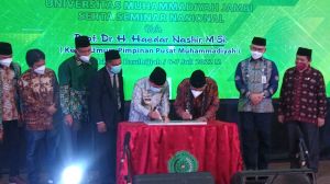 Haris Resmikan Gedung Rektorat Universitas Muhammadiyah Jambi