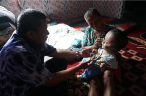 Bantuan HAR untuk Bayi Hidrasefali Buat Orang Tua Terharu: Orang Pertama yang Peduli