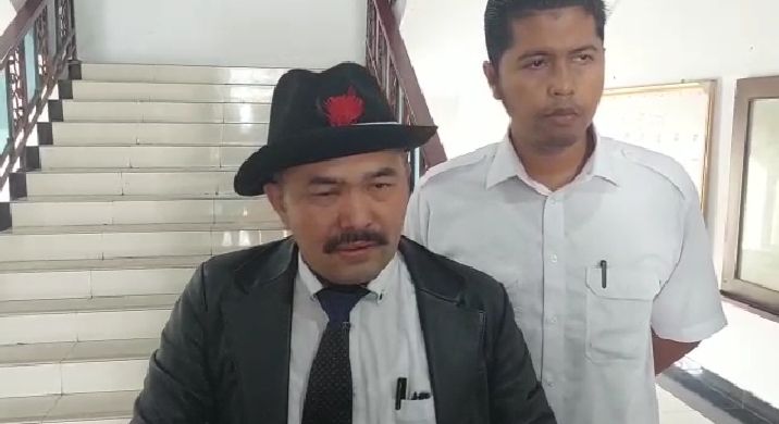Kuasa Hukum Brigadir J, Kamaruddin Simanjuntak Saat Berada di Polda Jambi, Sabtu (23/7/2022)/Foto : Irwansyah.