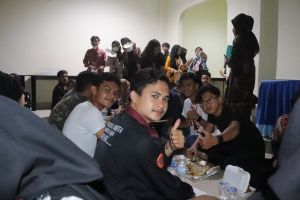 Menelusuri Makna Kemerdekaan di Meja Rumah Makan “Ampera”