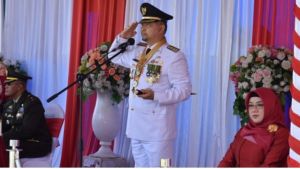 Walikota Jambi, Syarif Fasha Menjadi Inspektur Upacara Memperingati HUT RI Ke-77