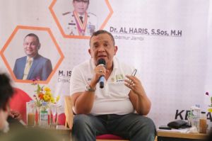 Seminar Merah Putih Dinarasumberi Wamen Ketenagakerjaan Kelahiran TAC, Motivasi Milenial di Jambi 