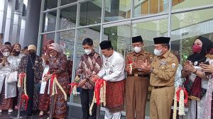 Didampingi Haris, Wamenkes RI Resmikan Gedung Graha Utama Masjchun Sofwan RSUD Raden Mattaher