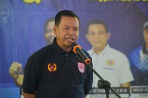 Ratusan Lifter Angkat Berat Ikuti Kejurprov 2022