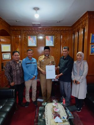 Sekda Apresiasi Aksi KI Jambi Kolaborasi dengan Berbagai Lembaga Sosialisasi Keterbukaan Informasi