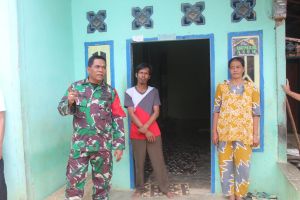 Dansatgas TMMD Kol Inf Marsal Turun Langsung Titip Satgas ke Orang Tua Asuh