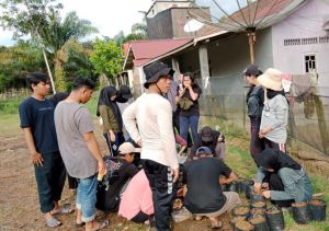 Sinergis Program TMMD, Mahasiswa Bantu Warga Desa Kembang Seri Baru Budidaya Toga