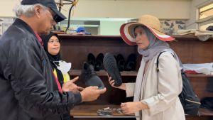 DPD PDIP Stuba ke UMKM Surabaya, Ratu Munawaroh : Kita Kembangkan di Jambi
