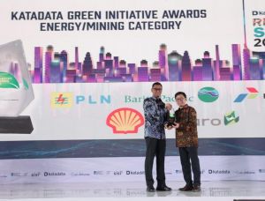 Miliki Komitmen dan Leadership Kuat Untuk Transisi Energi, PLN Raih Green Initiative Awards 2022