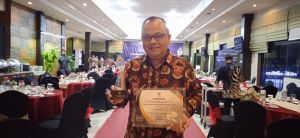 Diskominfo Provinsi Jambi Juga Terima Penghargaan Keterbukaan Informasi dengan Predikat Informatif 