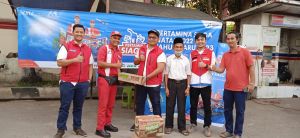 Nataru 2023, PT Pertamina Beri Bingkisan ke Petugas SPBU