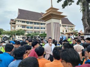 Oknum Dosen UNJA Penganiaya Mahasiswa Disabilitas Ditetapkan Jadi Tersangka dan Langsung Ditahan