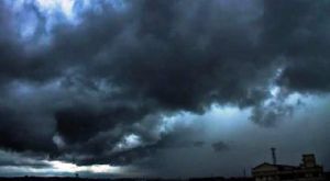 Waspada Hujan Lebat Disertai Petir di Sejumlah Kota di Indonesia Termasuk Jambi