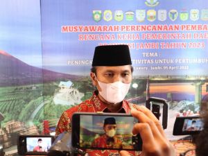 Tanggapi Mobil DPRD Kecelakaan, Ketua DPRD Jambi: Itu Mobil Sekretariat Yang Dikendarai Anak Kasubag
