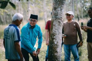 Anggota DPRD Ini Takjub dengan Mbah Kliwon 