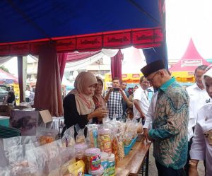 Jelang Ramadhan, Kadin Provinsi Bersama Pelaku UMKM Gelar Bazar dan Pasar Murah
