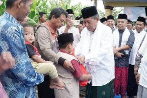 Safari Ramadan ke Kabupaten Tebo, Wagub Jambi Serahkan Dana Santunan  Anak Yatim