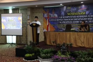 Al Haris Berharap Sosialisasi Uji Kompetisi  Kepala Sekolah  SMK Tingkatkan  Pendidikan Kejuruan Jam