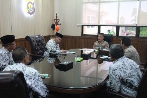 Pengurus PGRI Silaturahmi ke Kapolda Jambi