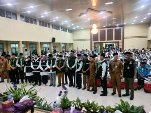 Al Haris Lepas Jemaah Haji Kloter 18