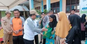 Hari Lingkungan Hidup, Bupati Tanjab Barat Laksanakan Kegiatan Bakti Sosial