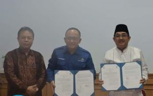 Pemkab Tanjab Barat Teken Addendum Kerjasama dengan Universitas Jambi