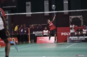 Keterbatasan fisik tak surutkan Kenji jalani seleksi bulu tangkis