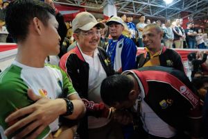 Beri Semangat, Bupati Tanjab Barat Hadiri Acara Pembukaan Porprov ke XXIII Jambi Tahun 2023