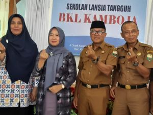 Perdana, BKKBN Jambi Resmikan Sekolah Lansia