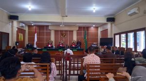 Sidang Pengancaman Sempat Memanas, Hakim : Turunkan Nada Suara