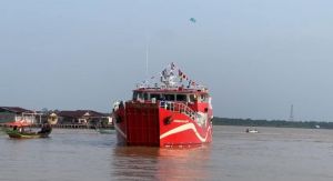 Besok, PDIP Jambi Kibarkan Bendera Merah Putih Diatas Kapal RS Laksamana Malahayati di Tanjabtim