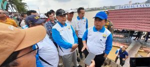 Lomba Pacu Perahu Tradisional di Jambi Libatkan Ratusan Peserta