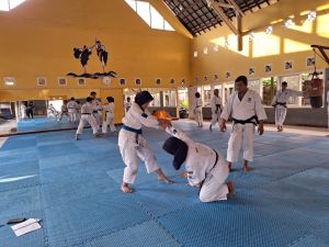 Siap Ukir Prestasi di POPNAS, Atlet Kempo Jambi Datangkan Guru Besar Jepang Untuk Berlatih 