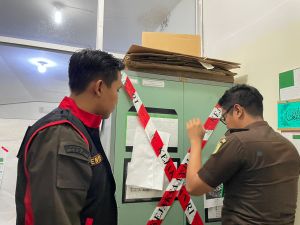 Geledah Kantor BAZNAS Kabupaten Tanjabtim, Ratusan Dokumen Diamankan Kejari